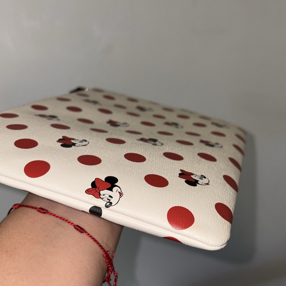 kate spade White & Red Minnie Mouse Polka Dot Wristlet Clutch - Picture 12 of 16